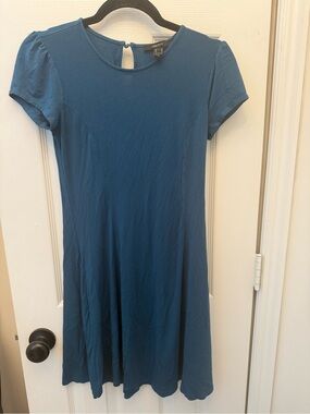 Forever 21 Blue Short Sleeve Casual Dress Adult Medium like new/worn once
